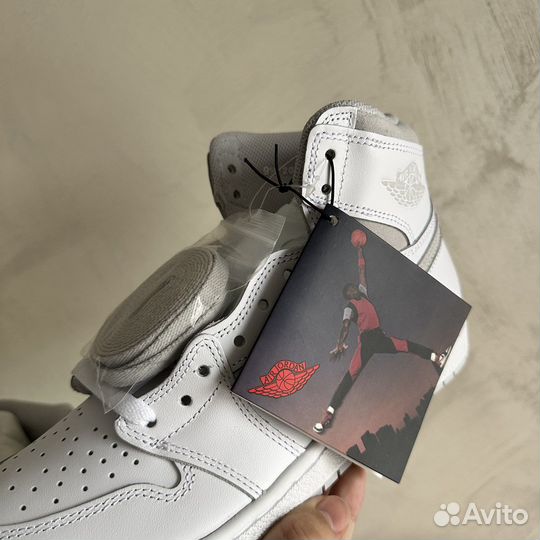 Air Jordan 1 Retro High OG Neutral Grey 1985