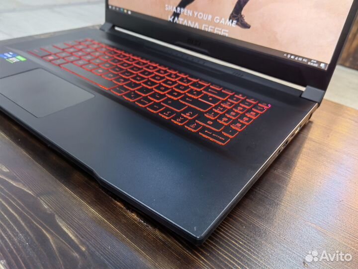 Игровой ноутбук MSI Katana Intel RTX 3060