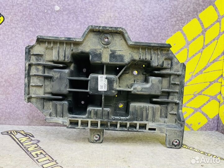 Крепление аккумулятора Площадка акб Санта Фе 2018