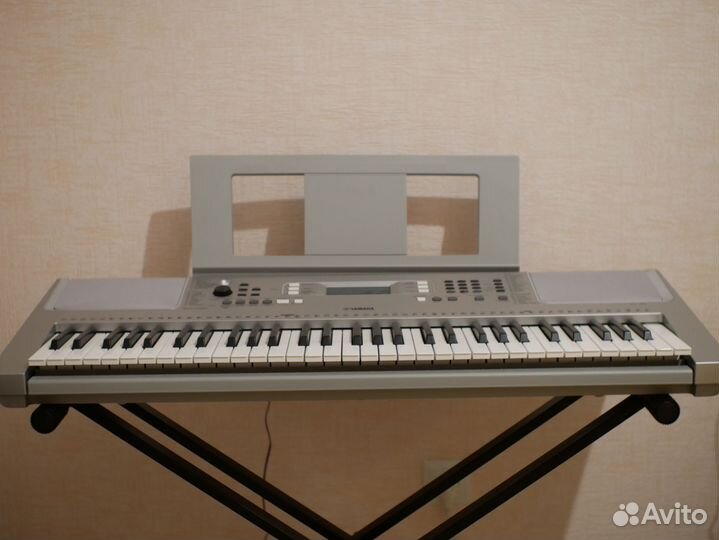 Синтезатор Yamaha YPT-370