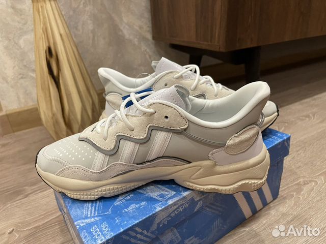 Кроссовки adidas