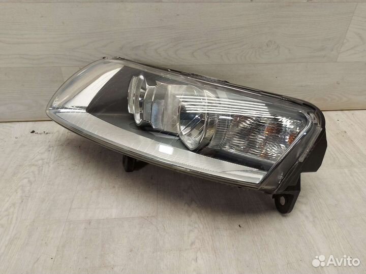 Фара левая Audi A6(C6) 2004-2008 Галоген