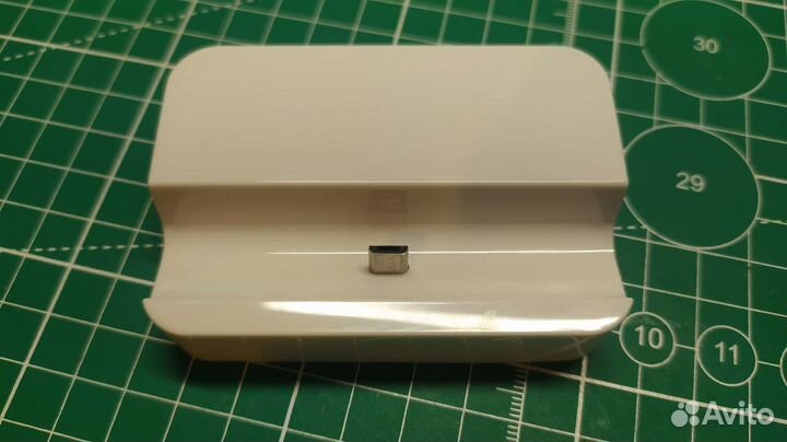 Подставка, зарядка для телефона