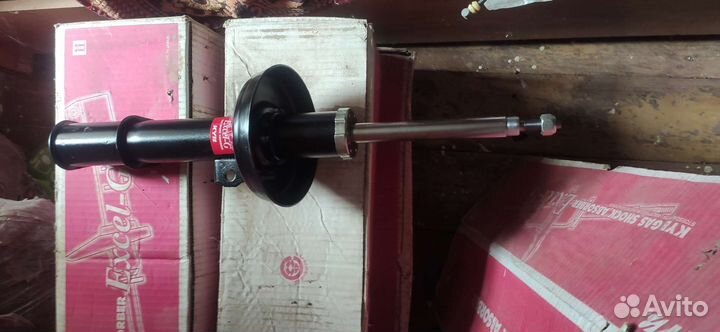 Стойка амортизатора Kyba