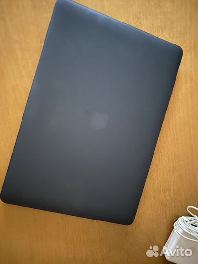 Macbook pro 15 mid 2015