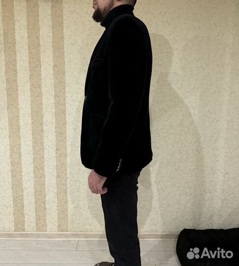 Велюровый пиджак Мужской (48-50размер)