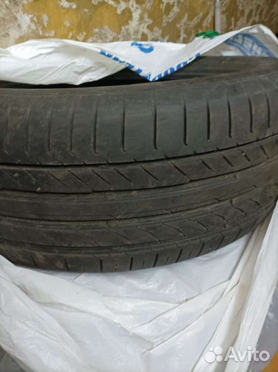 Bridgestone WT17 225/50 R17
