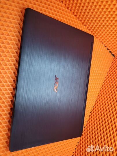 Игровой Acer i3-8130u/ MX130 / 8GB / SSD