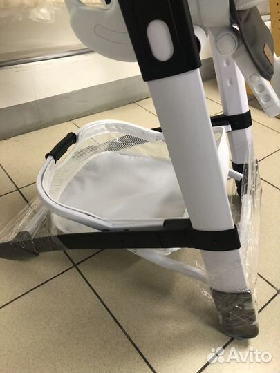 Стульчик для кормления Carrello Apricus