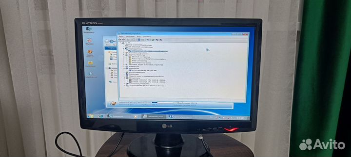 Монитор 20 дюймов LG flatron W2043T