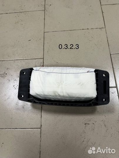 Подушка безопасности пассажира Mercedes e w213