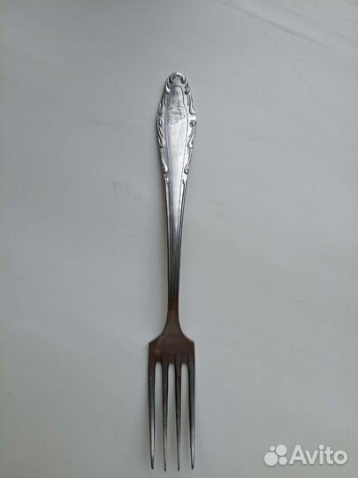 Юбилейная ложка 1945 и 1917 год,вилка -Южный урал