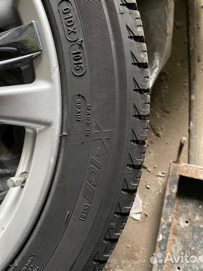 Michelin X-Ice XI3 245/45 R18 100H