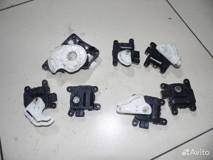 Моторчик печки заслонки киа кворис kia quoris к5