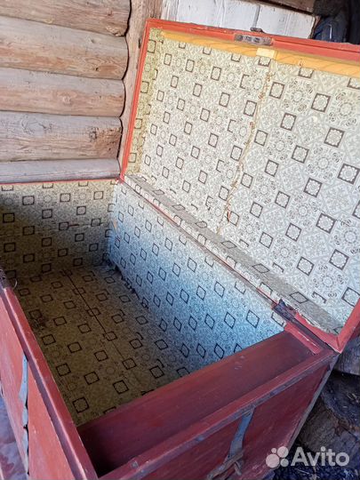 Сундук деревянный старинный