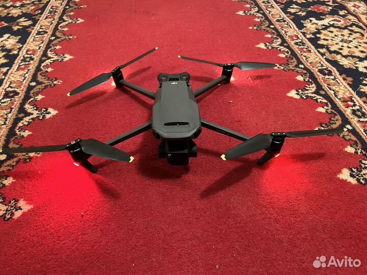 Квадрокоптер dji mavic 3