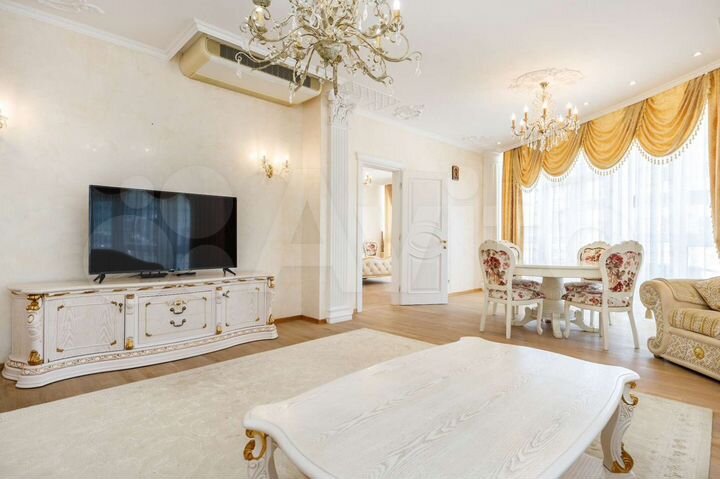 3-к. квартира, 147 м², 2/16 эт.