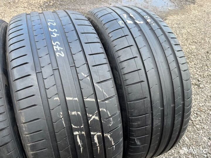 Pirelli P Zero PZ4 275/45 R21 и 315/40 R21