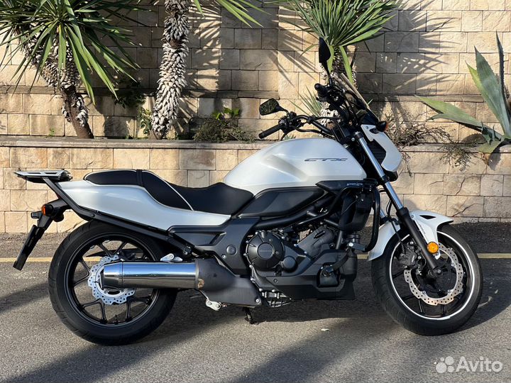 Свежий мотоцикл Honda