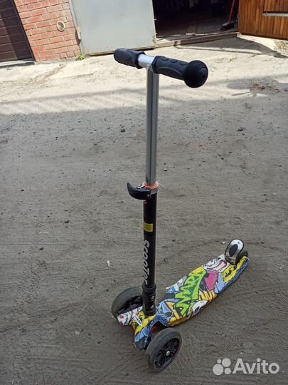 Самокат детский трехколесный бу Scooter