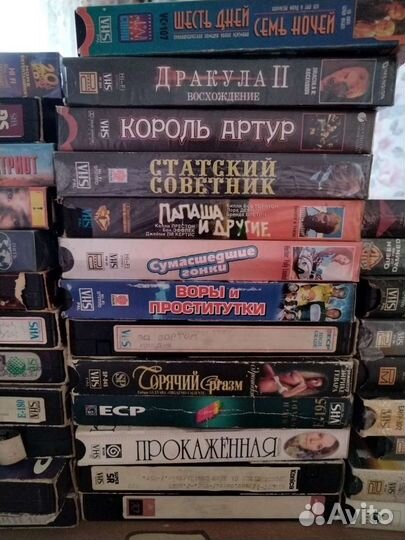 Видеокасеты