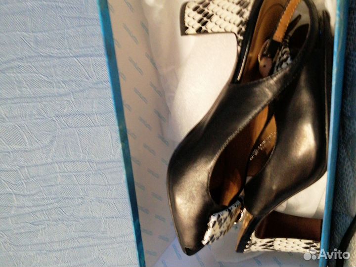 Открытые туфли из кожи