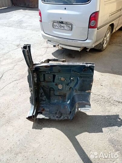 Kia Sportage 1 JA четверть кузова