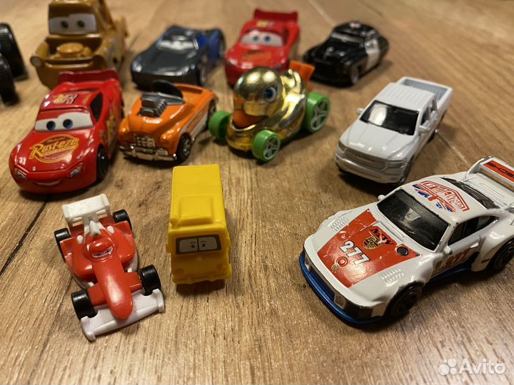 Машинки пакетом тачки и hot wheels