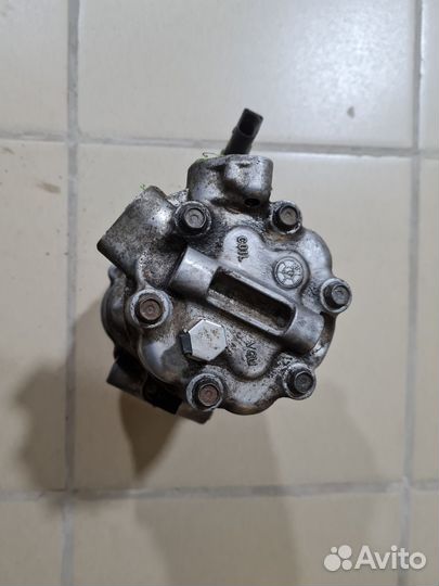 Компрессор кондиционера Volkswagen Polo 5