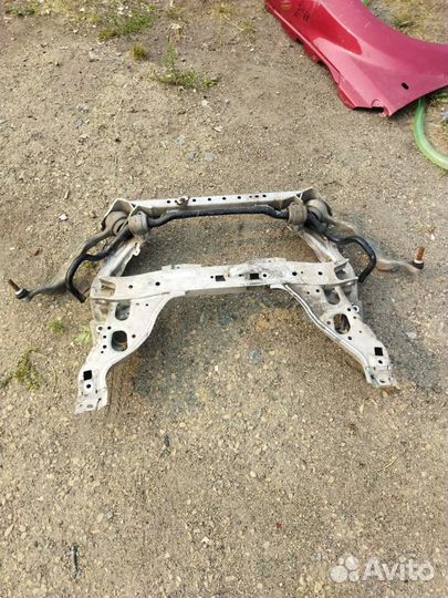 Подрамник передний BMW E90 05-12г