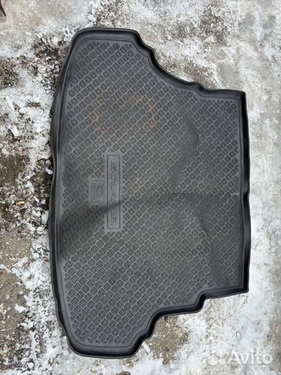 Коврик багажника Hyundai Solaris