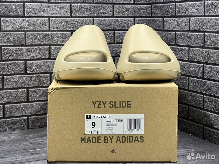 Тапочки сланцы Adidas Yeezy Slide Pure