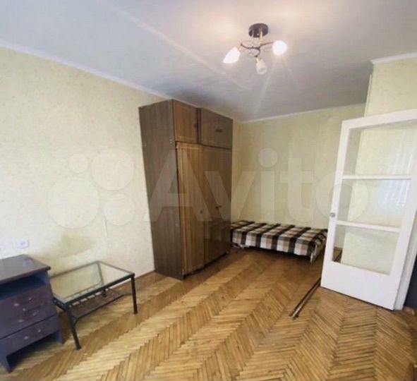 4-к. квартира, 30 м², 2/4 эт.
