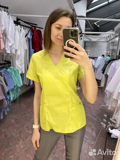 Медицинский костюм новый