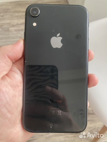 iPhone Xr, 64 ГБ