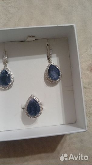 Серебряный комплект новый