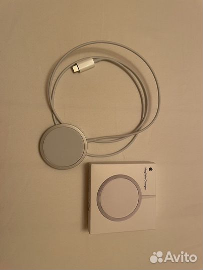 Беспроводная зарядкаApple Magsafe 15вт оригинал