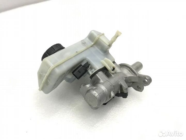 Бачок для тормозной жидкости Skoda Octavia 1.6