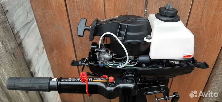 Лодочный мотор