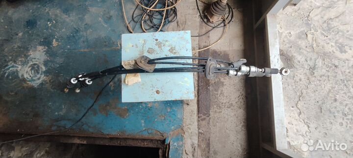 Троса выбора МКПП Camry 06