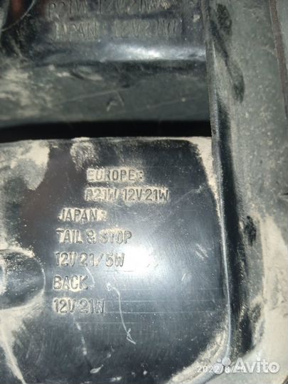 Фонарь задний правый Nissan Sunny Y10