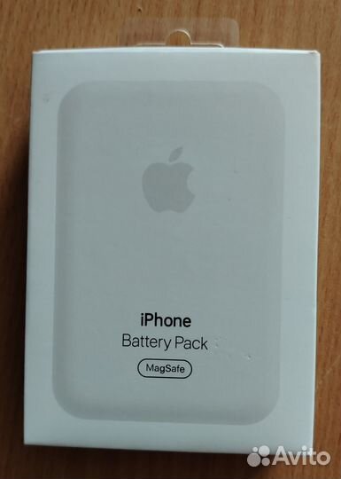 Повер банк для айфона магнитный