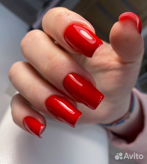 Маникюр, педикюр с покрытием гель-лак