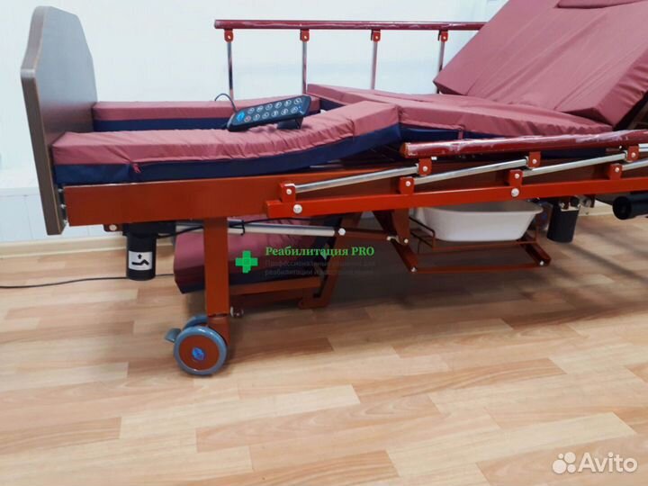 Медицинская кровать