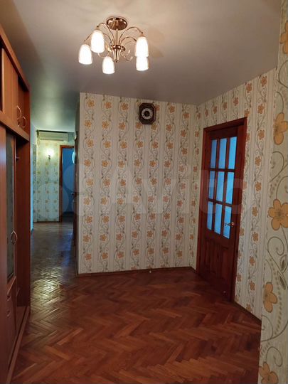 3-к. квартира, 86,7 м², 2/5 эт.