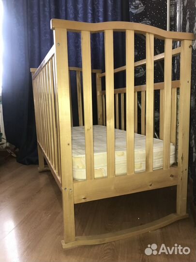 Кроватка детская