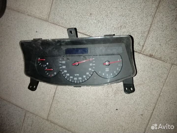 Чери Фора панель приборов Щиток