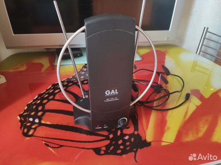 Антенна комнатная