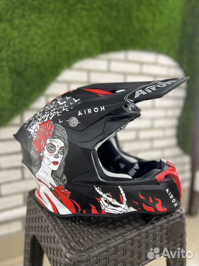 Мотошлем кроссовый Airoh Twist 2.0 helmet + очки