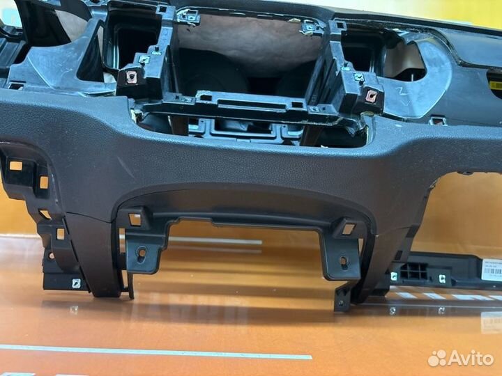 Торпедо Kia Sportage